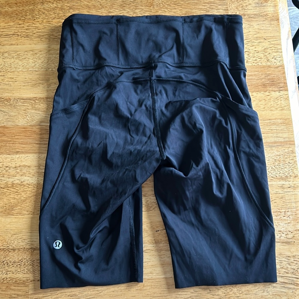 Lululemon Bike Shorts Sz 6